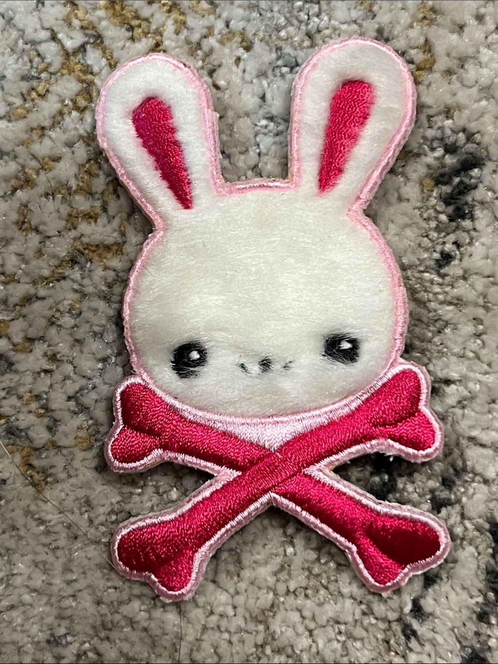 Vintage loungefly bunny crossbones patch new z32